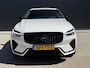 Volvo XC60 2.0 T6 Plug-in hybrid AWD Ultimate Dark | 22 inch wielen | Side Skirts | Getint Glas