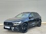 Volvo XC60 2.0 T6 RECHARGE PLUS BLACK EDITION PANO TREKHAAK HARMAN