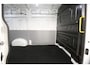 Volkswagen Crafter 2.0 TDI 140PK L3H3 | Airco | Cruise | Camera | Massagestoel | Carplay