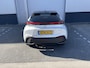 Toyota C-HR / C-HR+ 1.8 Hybrid 140 First Edition , Bi-tone pearl white/zwart dak, Groot navigatie, 26.000 km
