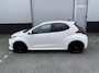 Toyota Yaris 1.5 Hybrid 115 Dynamic , incl Comfort pack, parkeersensoren rondom, Dode Hoek Detectie, enz. 15.000 km