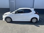 Toyota Yaris 1.5 Hybrid 115 Dynamic , incl Comfort pack, parkeersensoren rondom, Dode Hoek Detectie, enz. 15.000 km