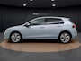 Volkswagen Golf 1.5 eHybrid Life | ACC | Stuur-/Stoelverwarming | Spiegelpakket | Parkeerhulp | 17'' |