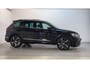 Volkswagen Tiguan 1.5 TSI 150pk DSG R-Line Business Panoramadak Camera Virtual Cockpit Stoelverwarming