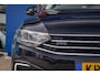 Volkswagen Passat Variant 1.4 TSI PHEV GTE Business | ACC | Stoelverwarming | Camera | LED Matrix | 17'' | | Achteruitrijcamera | Cruise control adaptief | Elektrisch bedienbare achterklep met sensorsturing