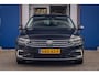 Volkswagen Passat Variant 1.4 TSI PHEV GTE Business | ACC | Stoelverwarming | Camera | LED Matrix | 17'' | | Achteruitrijcamera | Cruise control adaptief | Elektrisch bedienbare achterklep met sensorsturing
