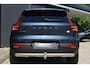 Volvo XC40 T4 Recharge Inscription Expr. | Zwart lederen bekleding | Stoel-/ Stuurwielverwarming | Parkeercamera achter | BLIS | Adaptieve Cruise Control | Standkachel | Trekhaak | Draadloze Telefoonlader | Apple Carplay |