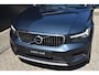 Volvo XC40 T4 Recharge Inscription Expr. | Zwart lederen bekleding | Stoel-/ Stuurwielverwarming | Parkeercamera achter | BLIS | Adaptieve Cruise Control | Standkachel | Trekhaak | Draadloze Telefoonlader | Apple Carplay |
