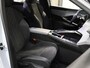 Peugeot E-3008 GT Avantage 210PK 73 kWh | 1ste Eigenaar | AppleCarPlay/AndroidAuto | Adaptive Cruise Control | Schuifkanteldak | Camera | Climate Control | Dodehoekdetectie | AUTOMAAT | Sfeerverlichting | Virt.Cockpit | Keyless | Isofix | Privacy Glass | Parkeersensoren | Two-Tone | Electrische achterklep |