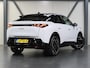 Peugeot E-3008 GT Avantage 210PK 73 kWh | 1ste Eigenaar | AppleCarPlay/AndroidAuto | Adaptive Cruise Control | Schuifkanteldak | Camera | Climate Control | Dodehoekdetectie | AUTOMAAT | Sfeerverlichting | Virt.Cockpit | Keyless | Isofix | Privacy Glass | Parkeersensoren | Two-Tone | Electrische achterklep |
