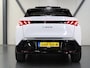 Peugeot E-3008 GT Avantage 210PK 73 kWh | 1ste Eigenaar | AppleCarPlay/AndroidAuto | Adaptive Cruise Control | Schuifkanteldak | Camera | Climate Control | Dodehoekdetectie | AUTOMAAT | Sfeerverlichting | Virt.Cockpit | Keyless | Isofix | Privacy Glass | Parkeersensoren | Two-Tone | Electrische achterklep |