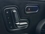 Mercedes-Benz A-klasse 180 Business Solution AMG | Panoramaschuifdak | Premium Plus | 19”AMG-velgen | Head-up display | Dodehoekassistent |