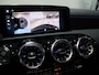 Mercedes-Benz A-klasse 180 Business Solution AMG | Panoramaschuifdak | Premium Plus | 19”AMG-velgen | Head-up display | Dodehoekassistent |