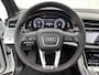 Audi Q7 60 TFSI e quattro Pro Line S Competition 490 PK | Adaptive cruise control | Glazen panoramadak | Bang & Olufsen | Head-up display | Luchtvering | 360 graden camera | Alarm Klasse III | HD-matrix | Elekt. voorstoelen met geheugen | Trekhaak | Elektrisch verstelbaar stuur | Stoelverwarming voor & achter | Optiekpakket zwart plus