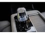 Volvo XC90 T8 Plus Bright B&W Pano Lucht 360c HUD Massage 22