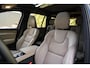 Volvo XC90 T8 Plus Bright B&W Pano Lucht 360c HUD Massage 22
