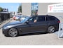 BMW 5-Serie Touring 520i High Executive M Sport | Facelift | Panoramadak | Luxe lederen bekleding | Laser-LED | Nederlands geleverd | Memory seats | Sfeerverlichting | Apple carplay | Adaptief onderstel | Keyless | Cruise control | Climate control | Stoelverwarming | Unieke