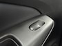 Nissan Juke 1.6 Hybrid Pulse FAP aero velgen / Lederen Bekleding / BOSE Personal Audio / Navigatie / 360 Graden Camera / Stoel- en Stuurverwarming / Verwarmde Voorruit / Climate Control /