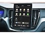Volvo XC60 T6 350PK Plug-in hybrid AWD Plus Black Edition | Verwarmde achterbank | 360 Camera | Lighting |
