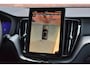 Volvo XC60 T6 350PK Plug-in hybrid AWD Plus Black Edition | Verwarmde achterbank | 360 Camera | Lighting |