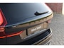 Volvo XC60 T6 350PK Plug-in hybrid AWD Plus Black Edition | Verwarmde achterbank | 360 Camera | Lighting |