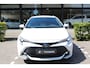 Toyota Corolla Touring Sports Hybrid 140 Dynamic | Rijklaar | Parelmoer | Stoel/Stuur-verw. | Adap. Cruise | Apple/Android | DAB+ | Camera | PDC | Keyless | Elek. Achterklep