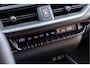 Lexus UX 250h Business Line | NL-Auto | BTW-Auto | Parkeersensoren |