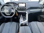 Peugeot 5008 1.2 Turbo 130 pk Automaat Crossway 7 Peroons Navigatie Dab Clima + Cruise Control 18 Inch Velgen Apple Carplay Android Auto Parkeersensoren v+a Extra Getint Glas