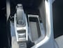 Peugeot 5008 1.2 Turbo 130 pk Automaat Crossway 7 Peroons Navigatie Dab Clima + Cruise Control 18 Inch Velgen Apple Carplay Android Auto Parkeersensoren v+a Extra Getint Glas