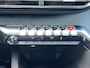Peugeot 5008 1.2 Turbo 130 pk Automaat Crossway 7 Peroons Navigatie Dab Clima + Cruise Control 18 Inch Velgen Apple Carplay Android Auto Parkeersensoren v+a Extra Getint Glas