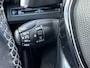 Peugeot 5008 1.2 Turbo 130 pk Automaat Crossway 7 Peroons Navigatie Dab Clima + Cruise Control 18 Inch Velgen Apple Carplay Android Auto Parkeersensoren v+a Extra Getint Glas