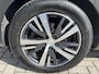 Peugeot 5008 1.2 Turbo 130 pk Automaat Crossway 7 Peroons Navigatie Dab Clima + Cruise Control 18 Inch Velgen Apple Carplay Android Auto Parkeersensoren v+a Extra Getint Glas