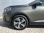 Peugeot 5008 1.2 Turbo 130 pk Automaat Crossway 7 Peroons Navigatie Dab Clima + Cruise Control 18 Inch Velgen Apple Carplay Android Auto Parkeersensoren v+a Extra Getint Glas