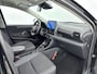 Toyota Yaris 1.5 Hybrid 115 Dynamic | Dodehoek detectie | Apple Carplay / Android Auto | Parkeersensoren voor/achter | Stoelverwarming | Keyless | Adaptive Cruise | Clima | Camera | LED | 16 inch