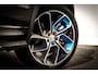 Lynk & Co 01 1.5 Plug-in Hybrid 262 Pk I Zwarte hemel I Panoramadak I 75 km Elektrisch I 360 Camera I Full Map Navi I Carplay I 20 inch. LMV l 1e eigenaar