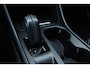 Volvo XC40 1.5 T3 Momentum Pro | Panoramisch Schuif-/Kanteldak | Verwarmde voorruit | Elektrische achterklep | Climate Control |