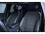 Volvo XC40 1.5 T3 Momentum Pro | Panoramisch Schuif-/Kanteldak | Verwarmde voorruit | Elektrische achterklep | Climate Control |