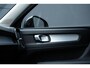 Volvo XC40 1.5 T3 Momentum Pro | Panoramisch Schuif-/Kanteldak | Verwarmde voorruit | Elektrische achterklep | Climate Control |