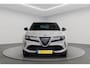 Alfa Romeo Junior Elettrica 54 kWh | Apple Carplay & Android Auto | Parkeesensoren | Keyless | Climate Controle | Adaptive Cruise Controle |