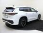 Volkswagen Tayron 1.5 eHybrid R-Line Edition | SoH 95% | Panoramadak | Trekhaak | Adaptieve demping | 360 camera | ErgoActive stoelen | Navigatie | Adaptieve cruise control | Stoel- en stuurwielverwarming |