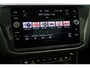 Volkswagen Tiguan 1.5 TSI ACT Highline Panoramadak, Virtual Cockpit, Apple Carplay, ACC, Camera, PDC