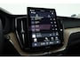 Volvo XC60 2.0 T6 Plug-in hybrid AWD Plus Dark | MY26 Facelift | Forest Lake Black Pack | Pano | 360 Cam. | Trekhaak |