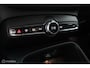 Volvo XC40 2.0 B4 Plus Black Edition |Lounge Pakket | Panoramadak | BLISS | Adaptive Cruise | Pilot Assist
