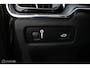 Volvo V60 2.0 B3 Momentum Advantage | Dealer onderhouden | Climate control | Cruise Control | LED | Styling Pack