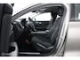 Volvo V60 2.0 B3 Momentum Advantage | Dealer onderhouden | Climate control | Cruise Control | LED | Styling Pack