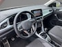 Volkswagen T-Roc 1.0TSI/110PK Goal · Navigatie · Apple/Android Car Play · Stoelverwarming · Dodehoeksensoren · Garantie t/m 10-07-2027