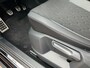 Volkswagen T-Roc 1.0TSI/110PK Goal · Navigatie · Apple/Android Car Play · Stoelverwarming · Dodehoeksensoren · Garantie t/m 10-07-2027