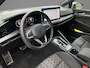 Volkswagen Golf Variant 1.5eTSI/150PK R-Line DSG · Navigatie · Trekhaak · Camera + Parkeersensoren · Garantie t/m 09-09-2030 Of 100000km.