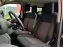 Peugeot Expert 2.0 BlueHDI 180 S&S DC | Apple Carplay / Android Auto | Trekhaak | Achteruitrij Camera | Dubbele Cabine DC | Trekhaak | Dubbele schuifdeur | Navigatie | Camera | Cruise Control | 2 zitplaatsen rechtsvoor | Airco | Armsteun voor