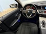 BMW 3-Serie 320i High Executive Airco ECC | Sfeer | Keyless | 19 Inch | Apple Carplay | HiFI | Isofix